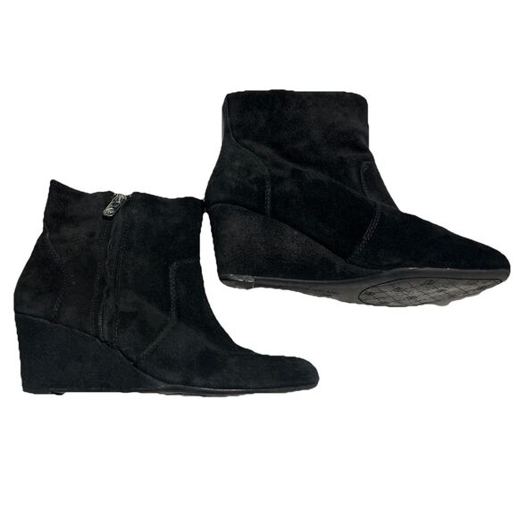 Antonio Melani Black Wedge Velvet Booties Womens Sz 7M Casual Formal Going Out - Picture 1 of 10